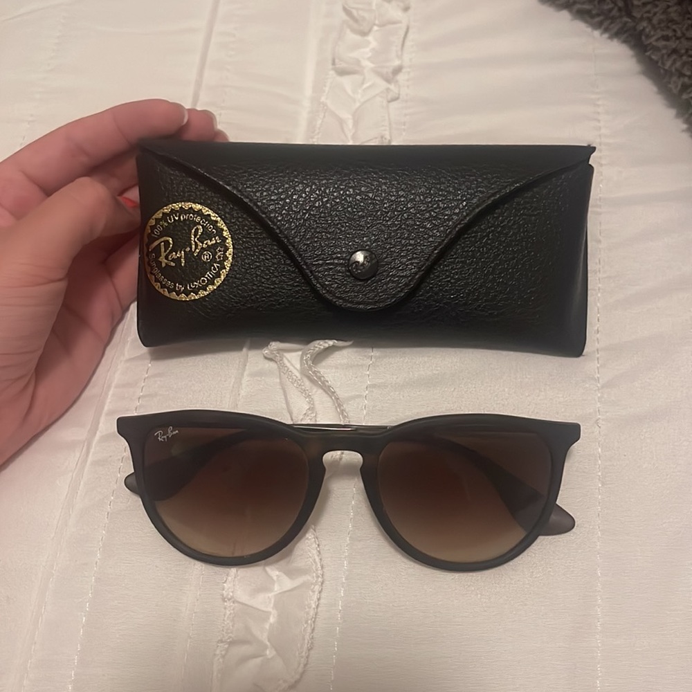 Erica classic ray bans